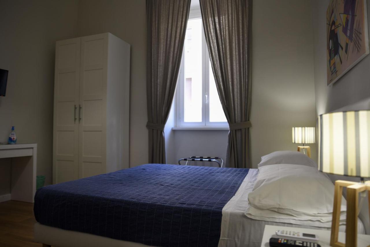 The Castle Inside Rome Hotel Exterior photo